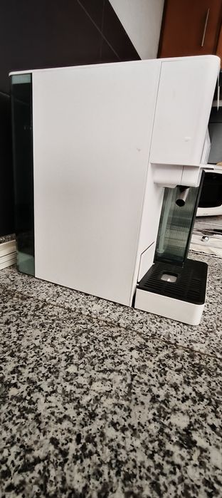 Máquina de Café Yämmi 4 em 1 (Compatível Nespresso, Dolce Gusto, Delta Q)