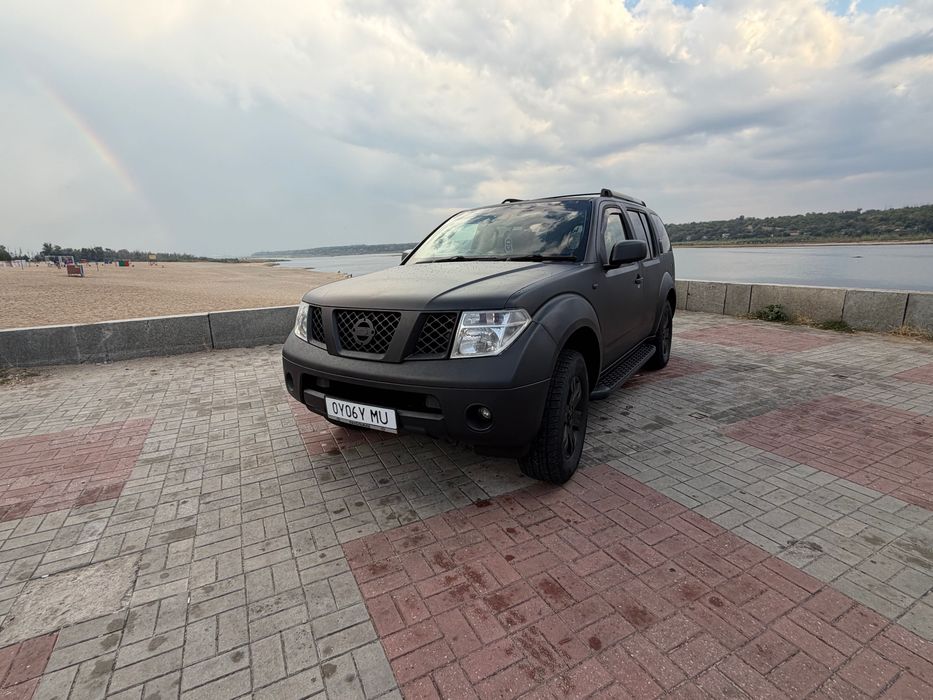 Nissan pathfinder r51