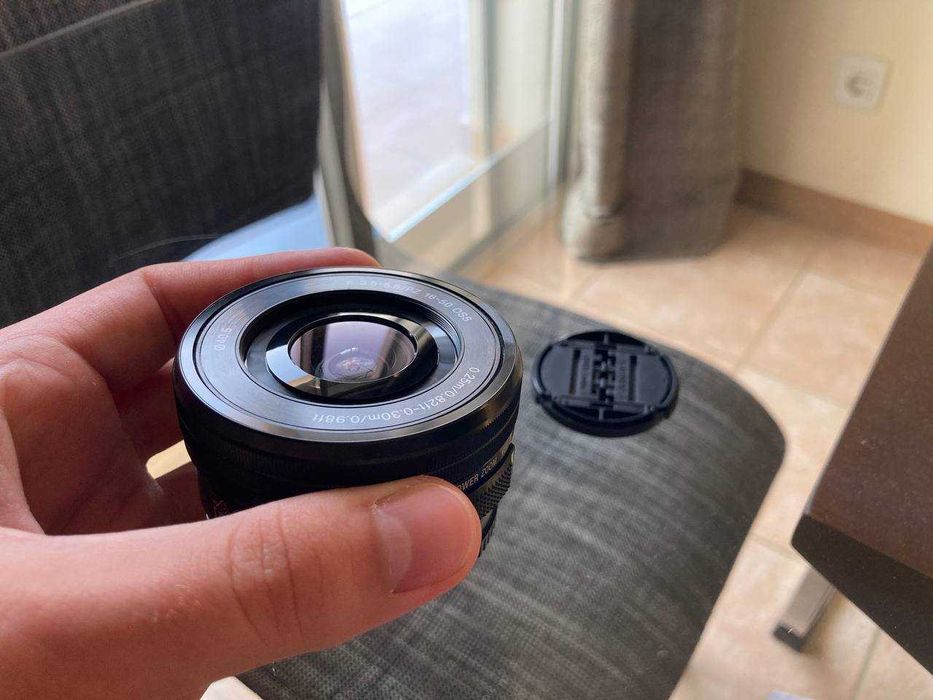 Sony E PZ 16-50mm f/3.5-5.6 OSS Lens
