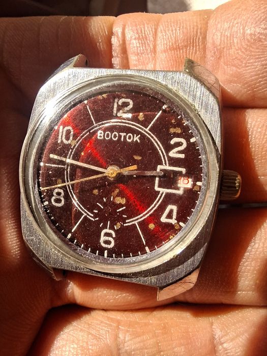 Zegarek Vostok Kwadratowy Stal ZSRR PRL idzie.