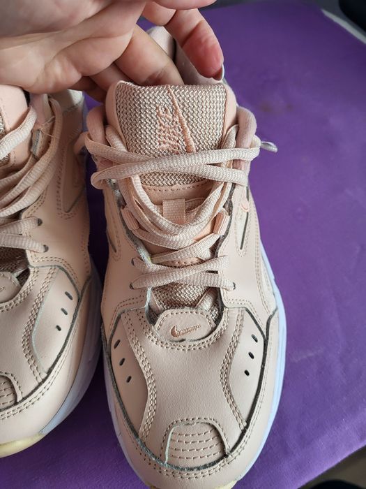 Жіночі кросівки nike