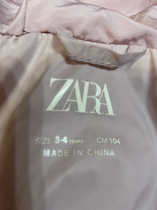 Дівчача куртка Zara
