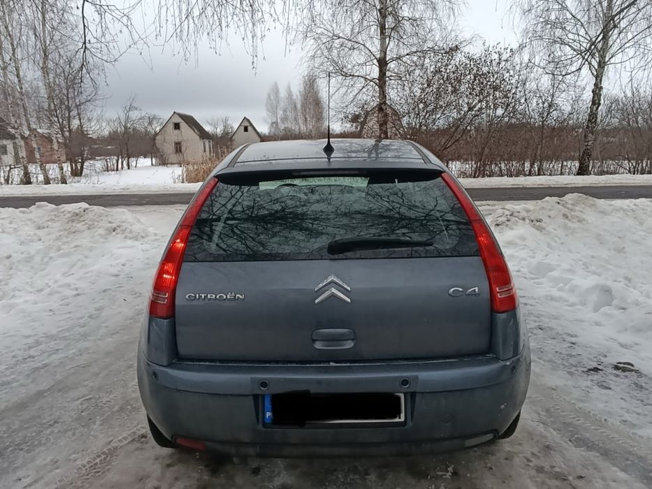 Свіжо пригнаний Citroen Picasso