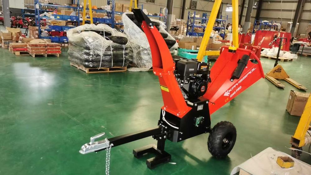 Profesjonalny rębak do gałęzi sprzęgło CS1200 15KM 12cm