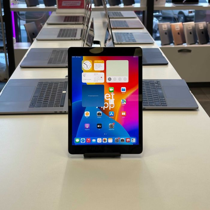Планшет iPad 6 9.7” 32GB Wi-Fi • ГАРАНТІЯ • СТАН 8.7/10 111834