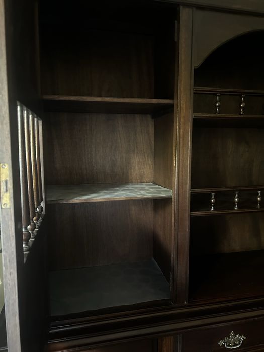 Louceiro antigo de boa madeira