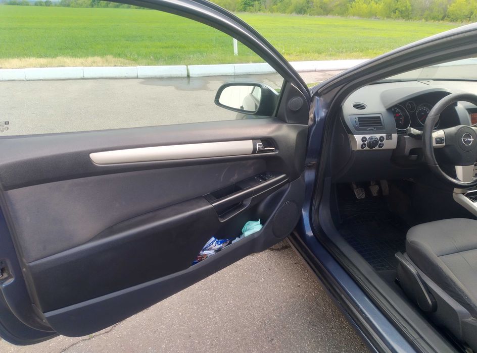 Opel Astra GTS. 1.8 газ/бен 140л.с.