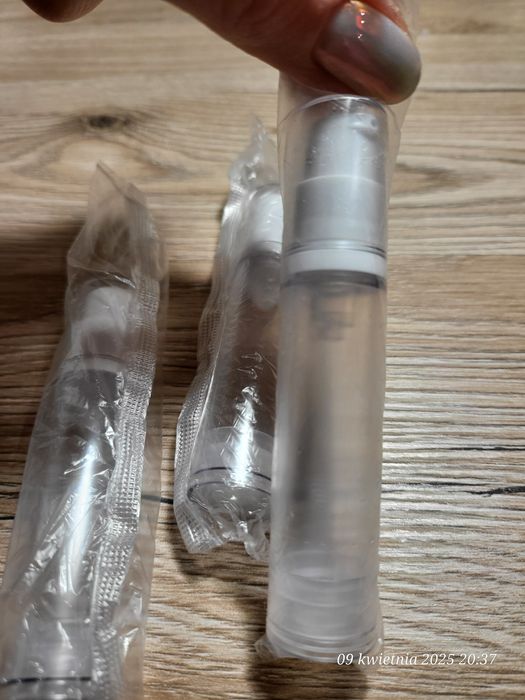 3 buteleczki z pompką,na kosmetyki, na podróż ,turystyczne