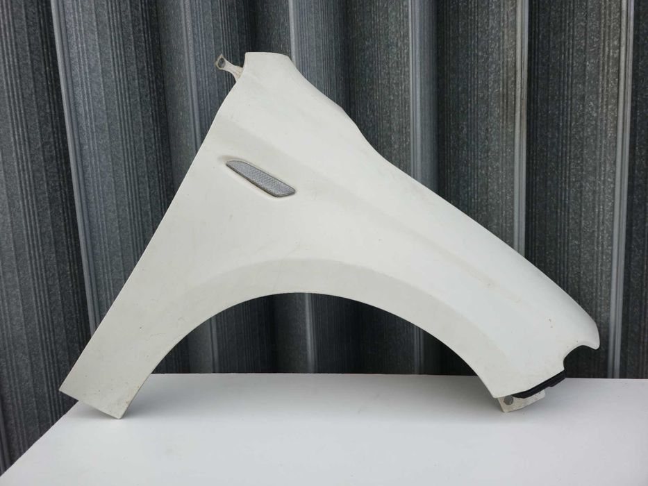 Guarda lamas direito FIAT Tipo (2015 a 2025)