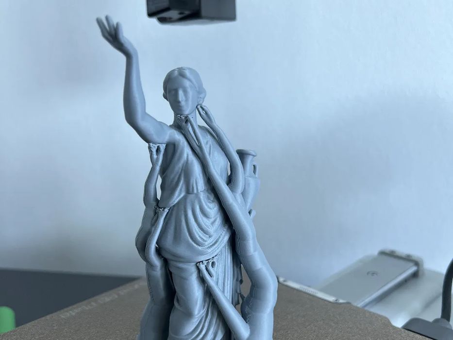 Estátua Grega para Plantas e Raízes