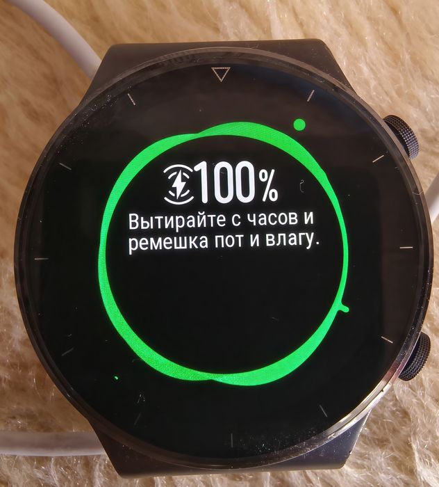 Сиарт годинник Huawei Watch GT2 Pro у напівробочому стані