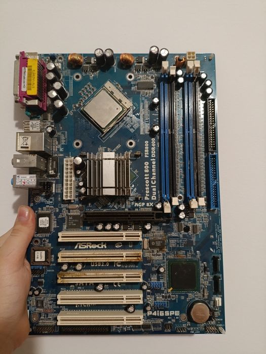 Лот комплектуючих для ПК материнські плати БП жорсткі диски і мелочь