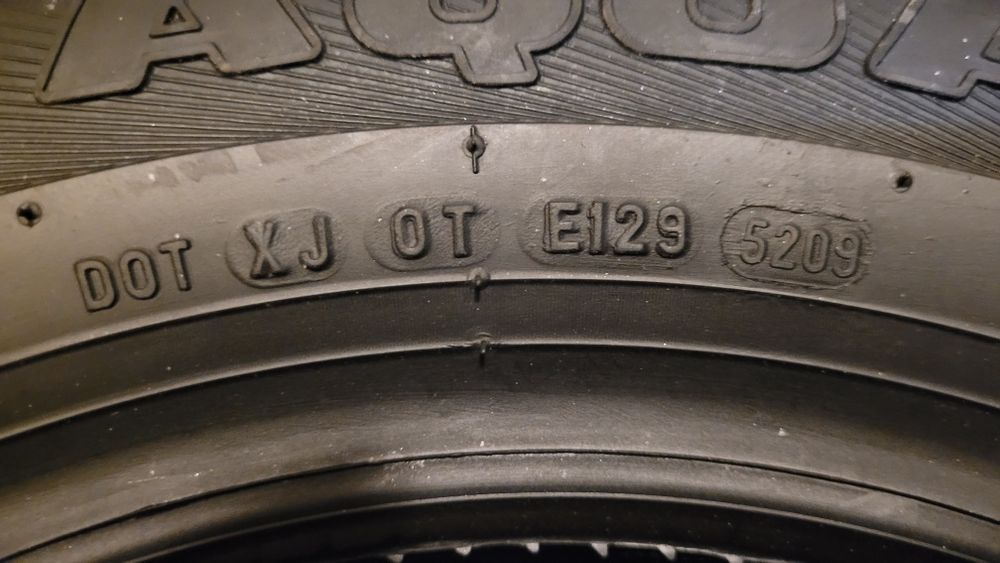 Sprzedam 2 opony Pirelli