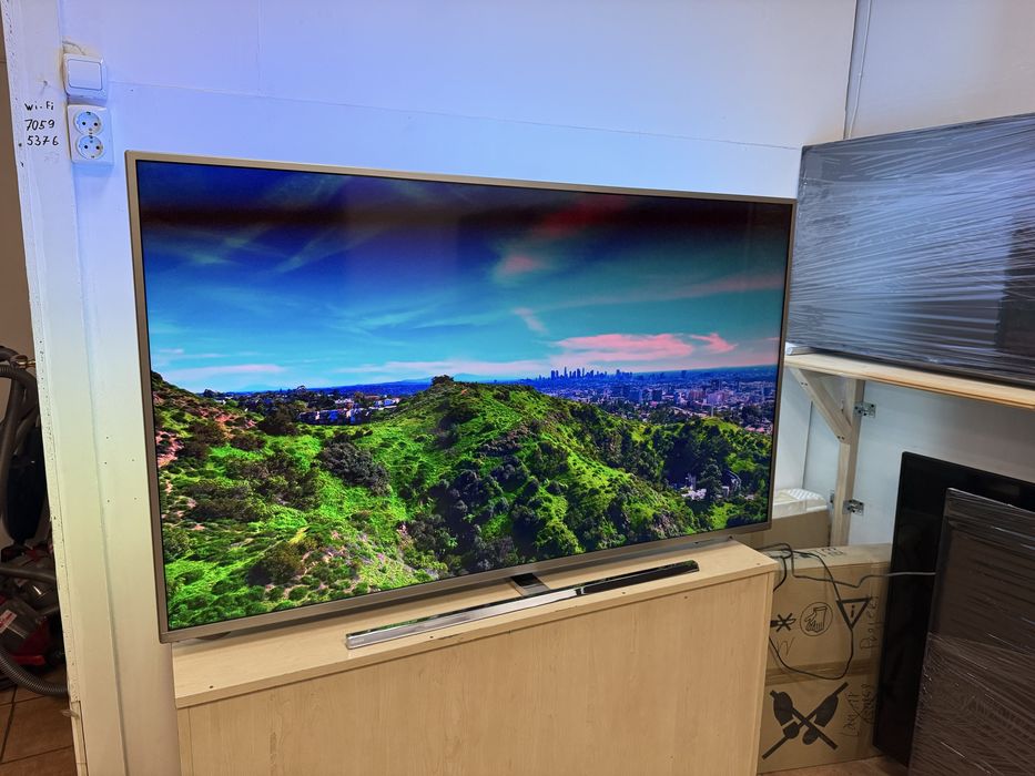 Philips 58PUS8505 58 дюймів 8 серія Smart TV 4K