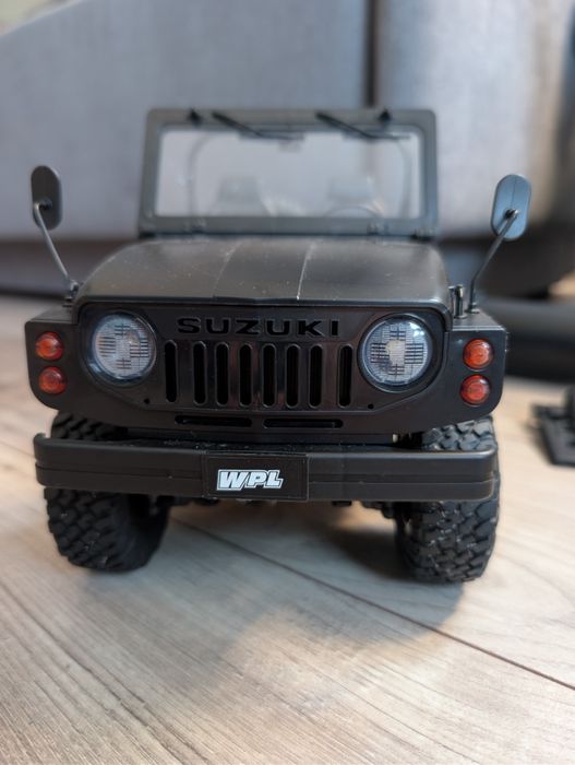 Model RC Suzuki Jimmy WPL C84