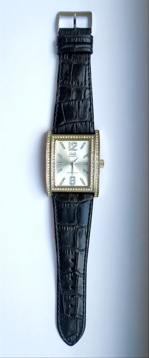 Женские часы Q&Q