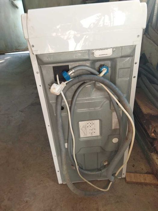 Стиральна  машина индезит wite 107