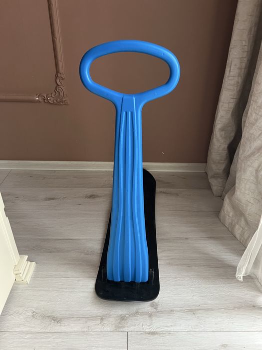 Снігокат,самокат по снігу