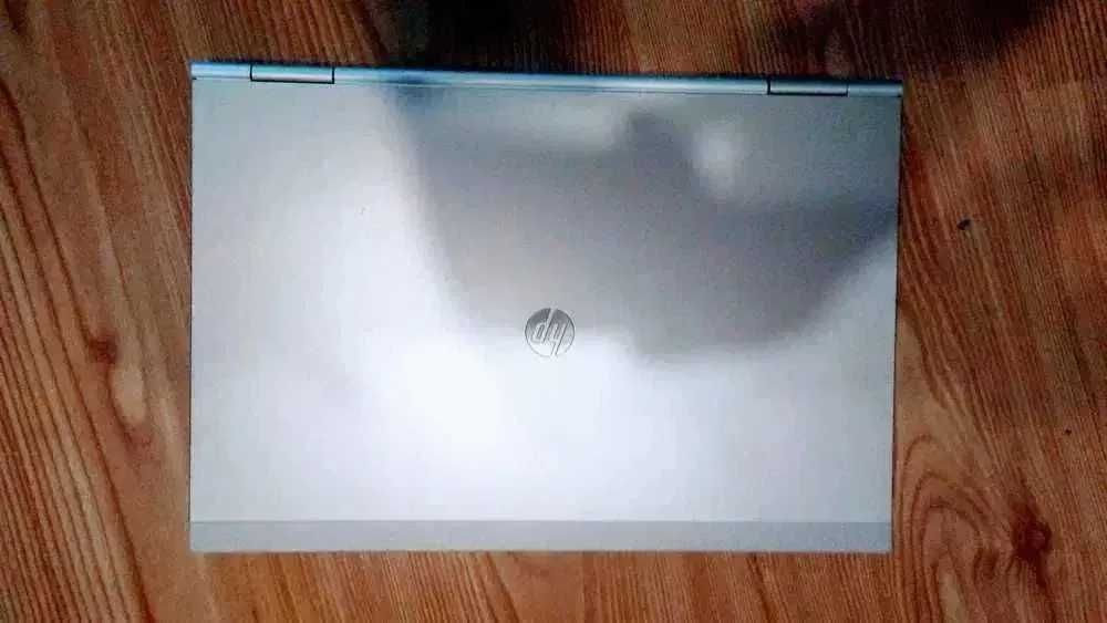 HP 8470p szybki / / i5/ 2,80 GHz / 8GB RAM / 120GB SSD / + głośniki Mad Dog