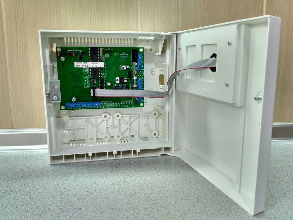 Прибор приемно-контрольный охранный Дунай-8/32