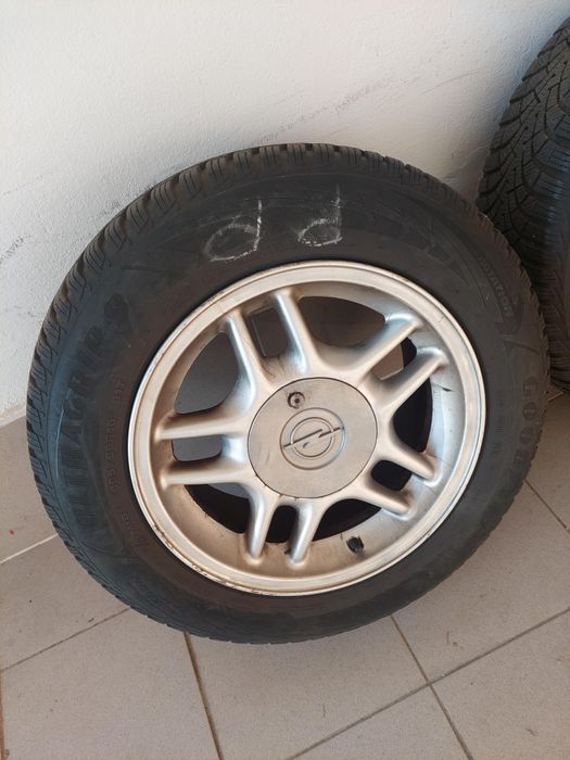 Oryginalne Felgi aluminiowe R15 195/65 + opony zimowe