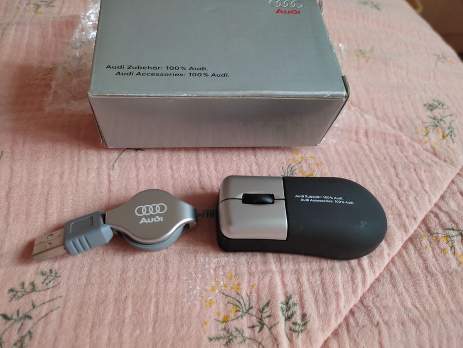 Мишка для гаджетів компактна Audi