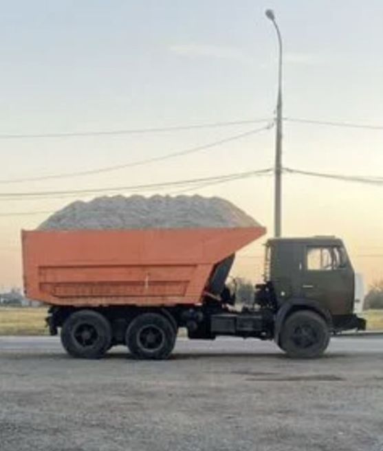 Пісок річковий, щебінь, відсів,Жом