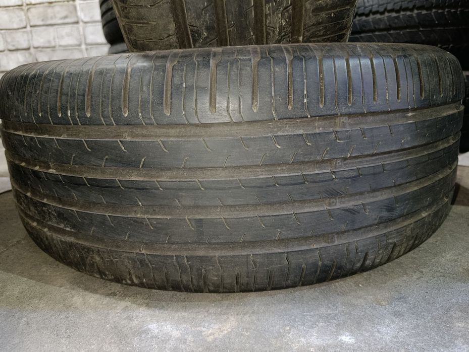 Шины 235/55 R18 Continental б/у лето 4/4.5мм пара L6