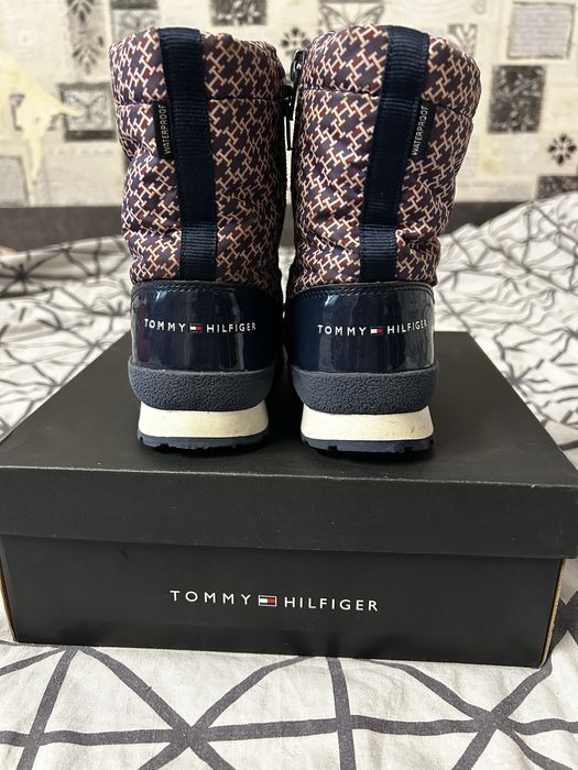Сапожки зимові Tommy Hilfiger оригінал
