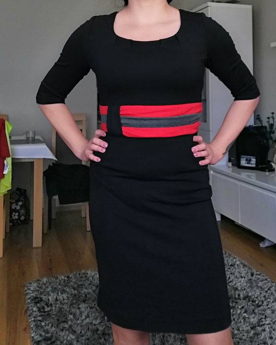 Sukienka elastyczna elegancka