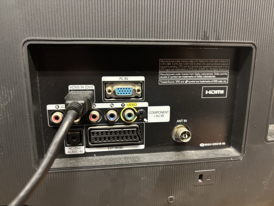 Monitor/TV de 27” com comando Samsung