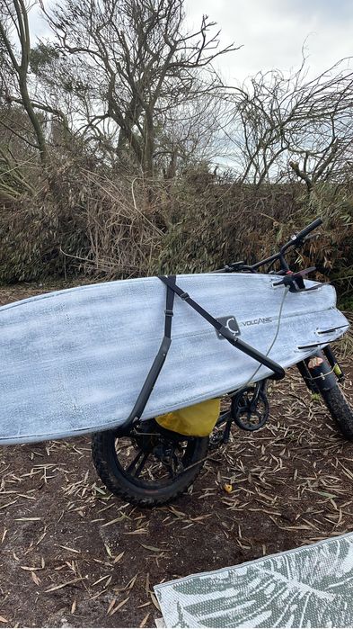 Prancha de Surf Fire wire 7” Fish nova com quilhas