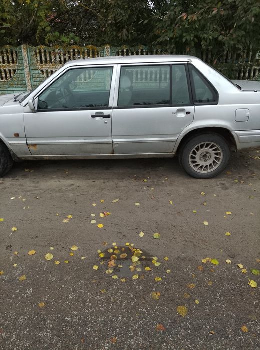 Продам Volvo 940