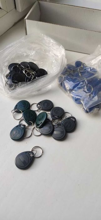 Магнітні ключі для домофона (чисті,без кодування)