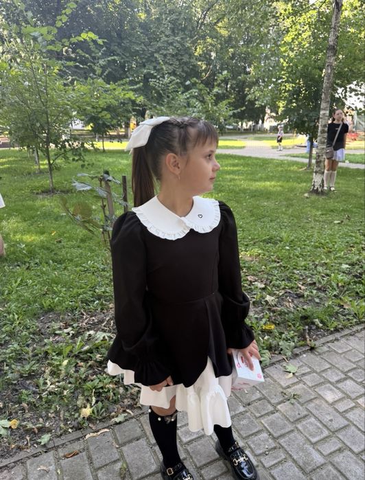 Шкільна форма від українського бренду mini queenie