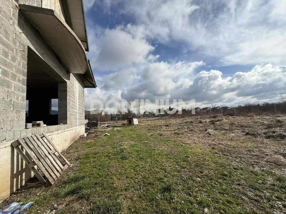 Продаж сучасної новобудови у м. Виноградів