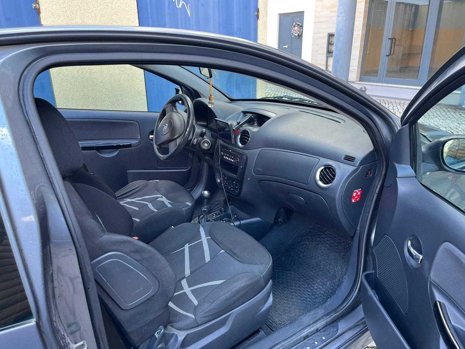Vende-se Citroen C2 Gasolina, bom estado