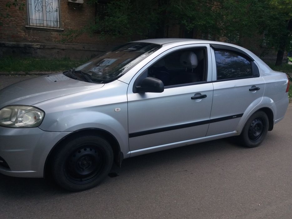 Продам автомобиль авео шевроле 2008 года.