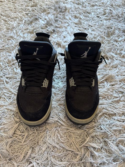 Air jordan 4 em ótimo estado.