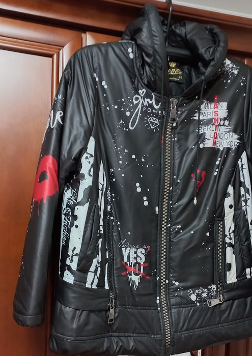 Куртка жіноча демісезонна