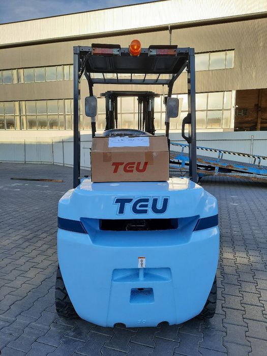Електричний вилковий навантажувач TEU, погрузчик, модель FLB30