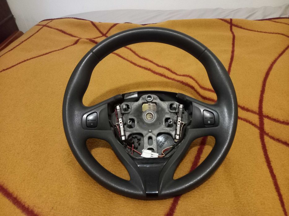 Volante Clio Captur com comandos