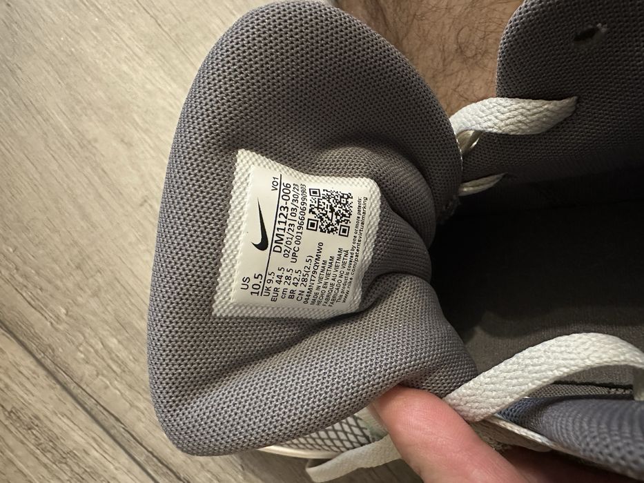 Продам чоловічі баскетбольні кросівки Nike LEBRON WITNESS 7.