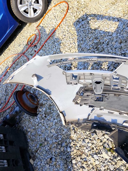 Skoda Kamiq zderzak przedni Grill czarny,blenda dolna