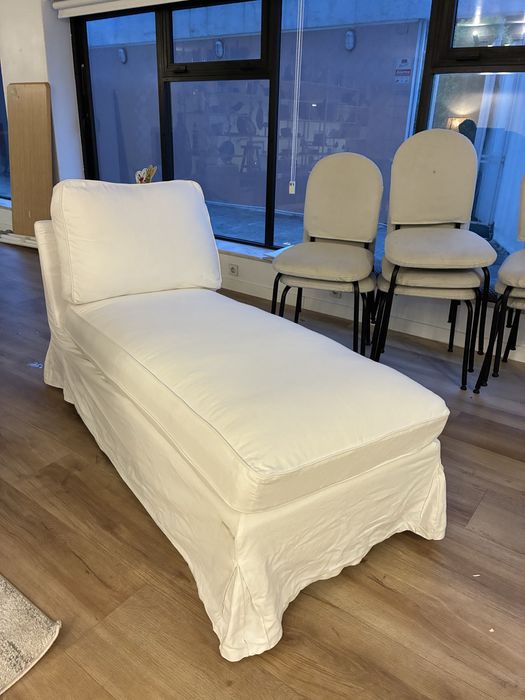 Divã IKEA Bom estado