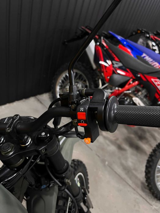 Мотоцикл GEON ROCKSTER 250 (SOHC 17/17 Off-Road)
