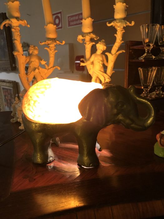 Candeeiro elefante
