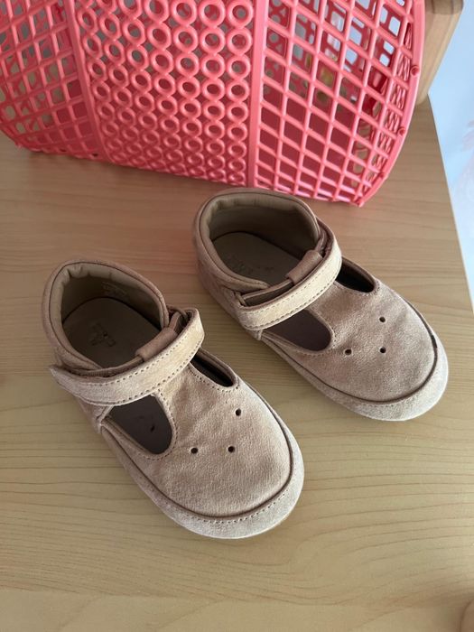 Sapatos criança Zara 22