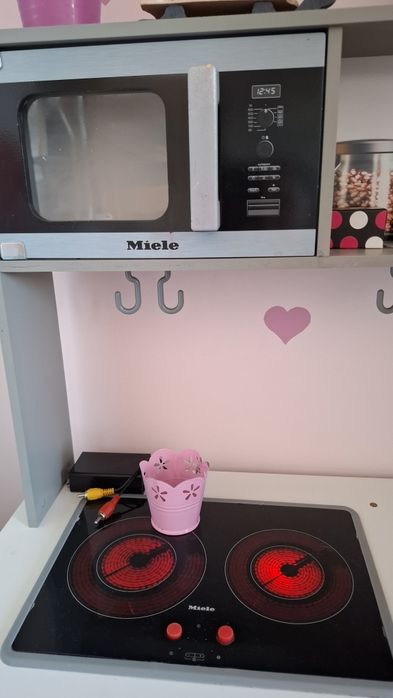 Дитяча кухня Miele