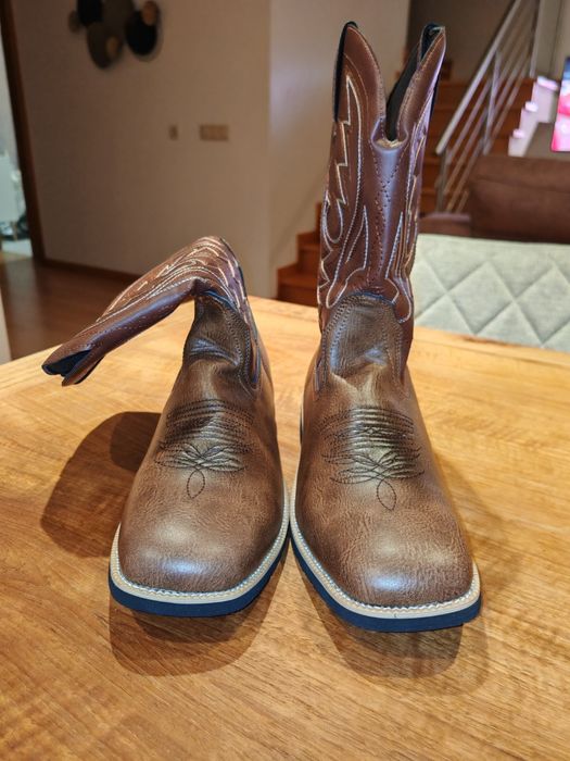 NOVAS A ESTREAR! Botas Cowboy (Texanas) - Cano Médio - Tamanho Único